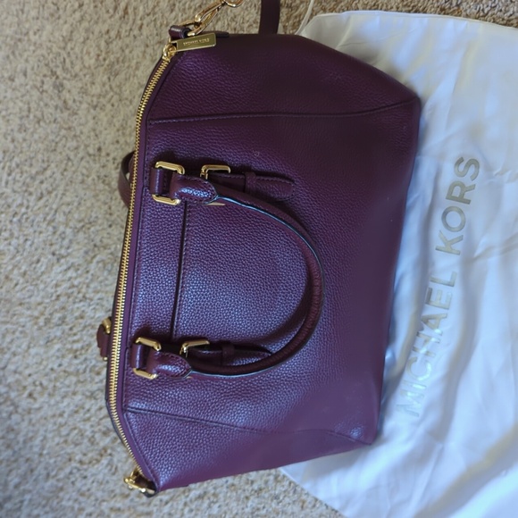 Michael Kors Handbag - Picture 2 of 14